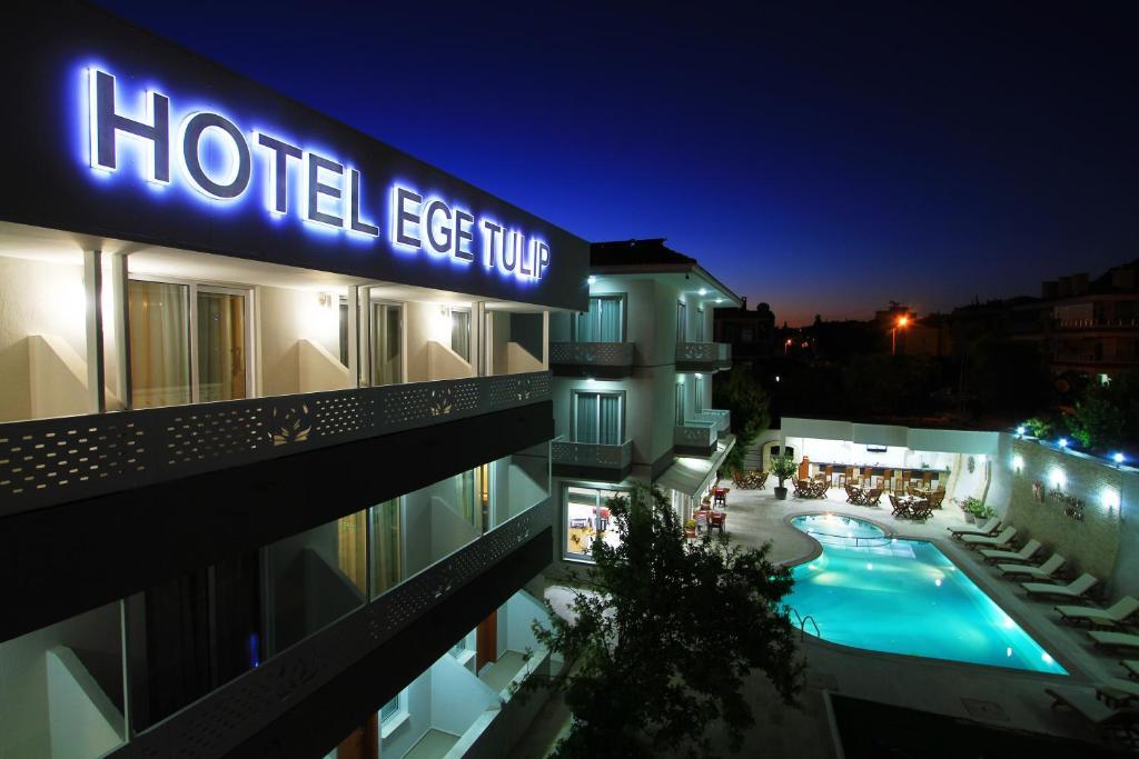 Ege Tulip Cesme Hotel Bagian luar foto